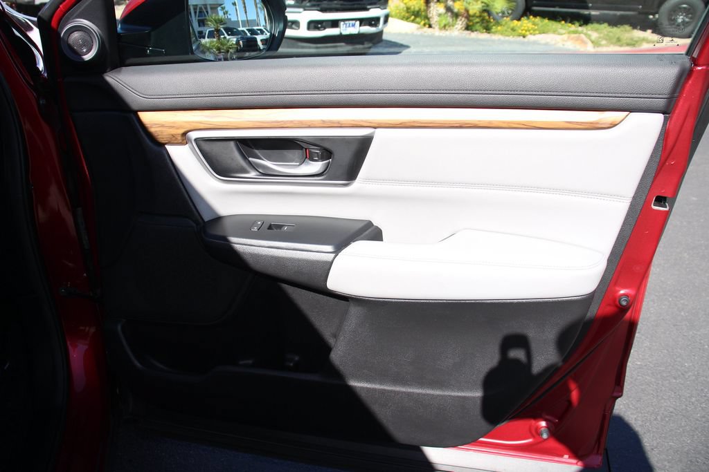 Used 2020 Honda CR-V Touring image 27