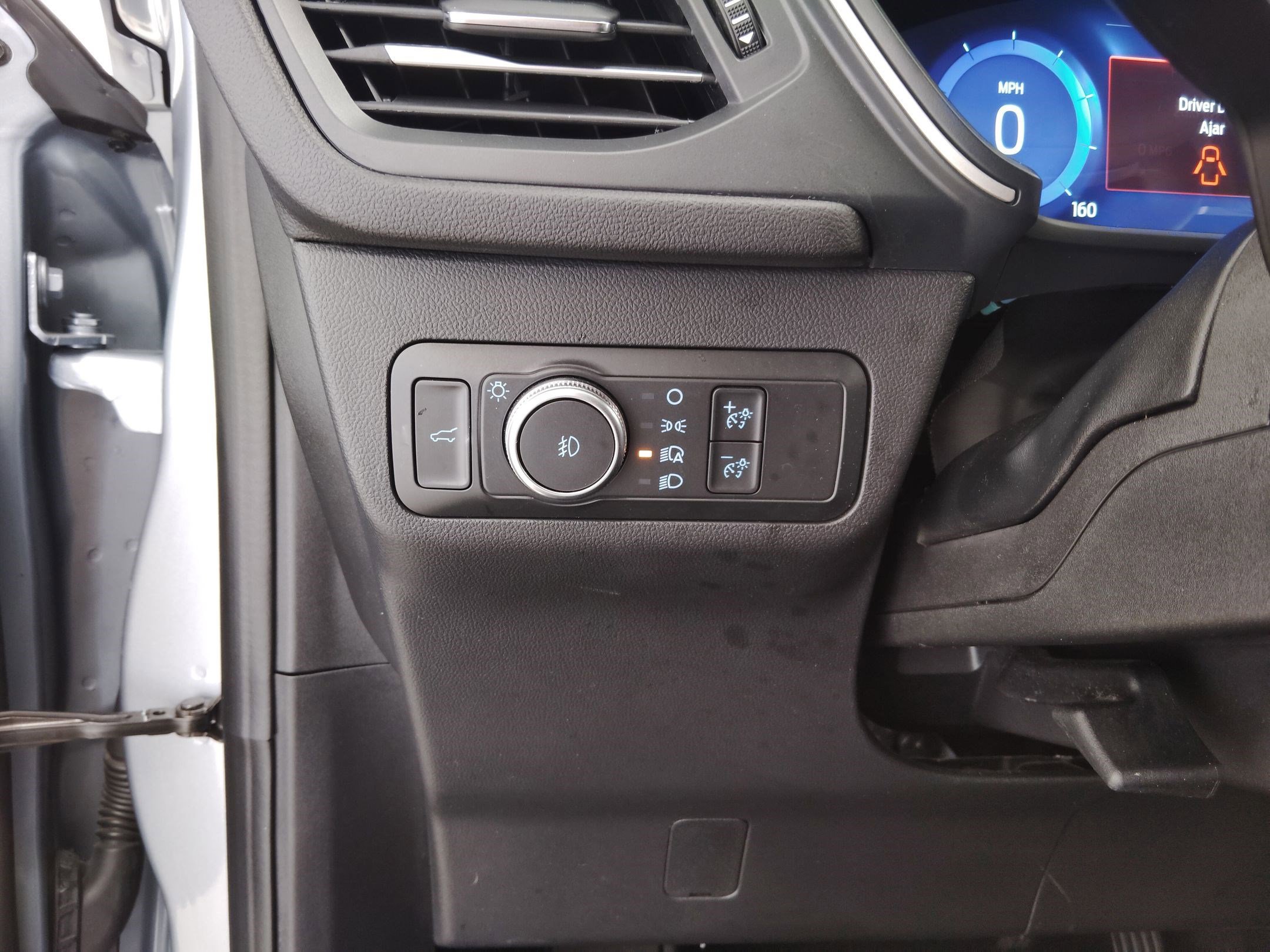 Certified 2022 Ford Escape SEL w/ Technology Package image 17