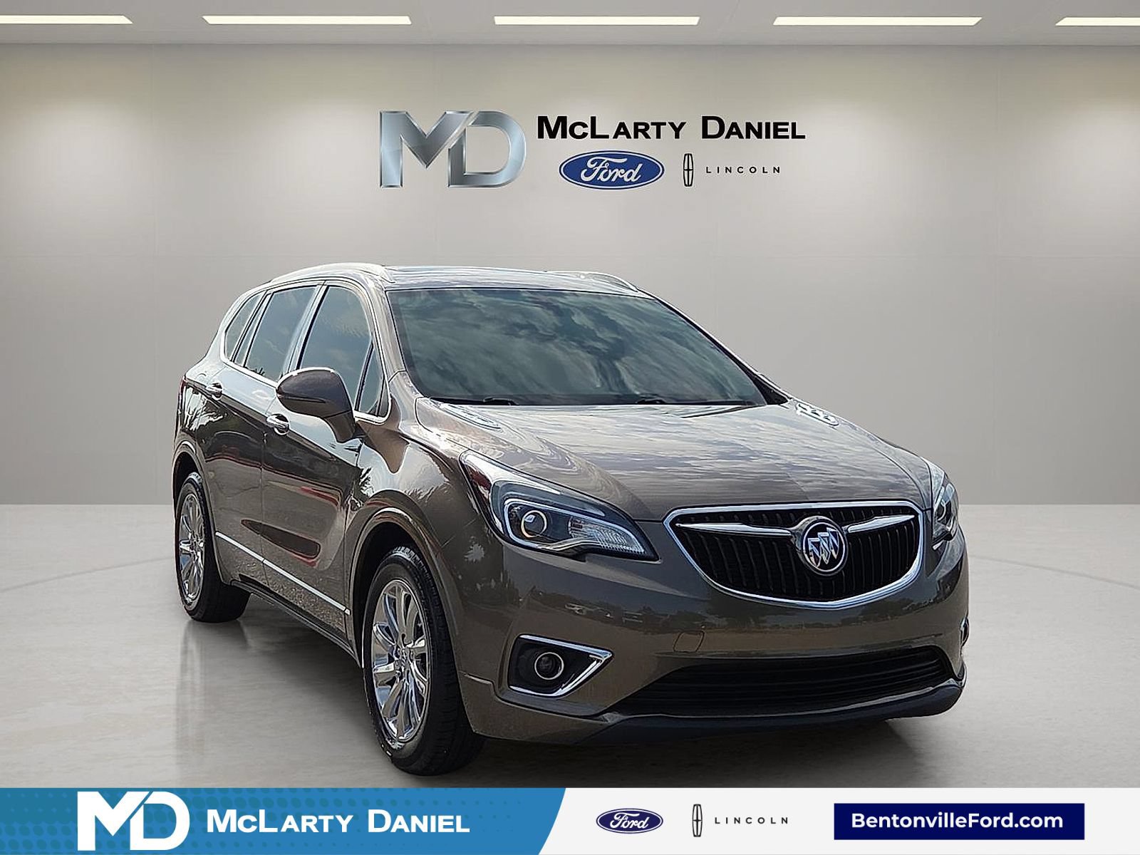 Used 2019 Buick Envision Essence FWD image 1