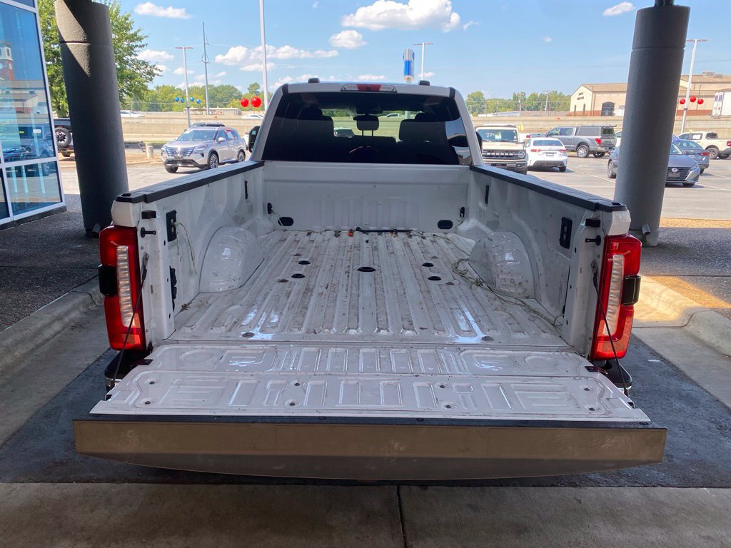 Certified 2025 Ford F350 XLT w/ 360-Degree Camera Package AWD/4WD image 9