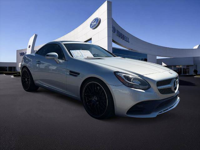 Used 2017 Mercedes-Benz SLC 300 image 4