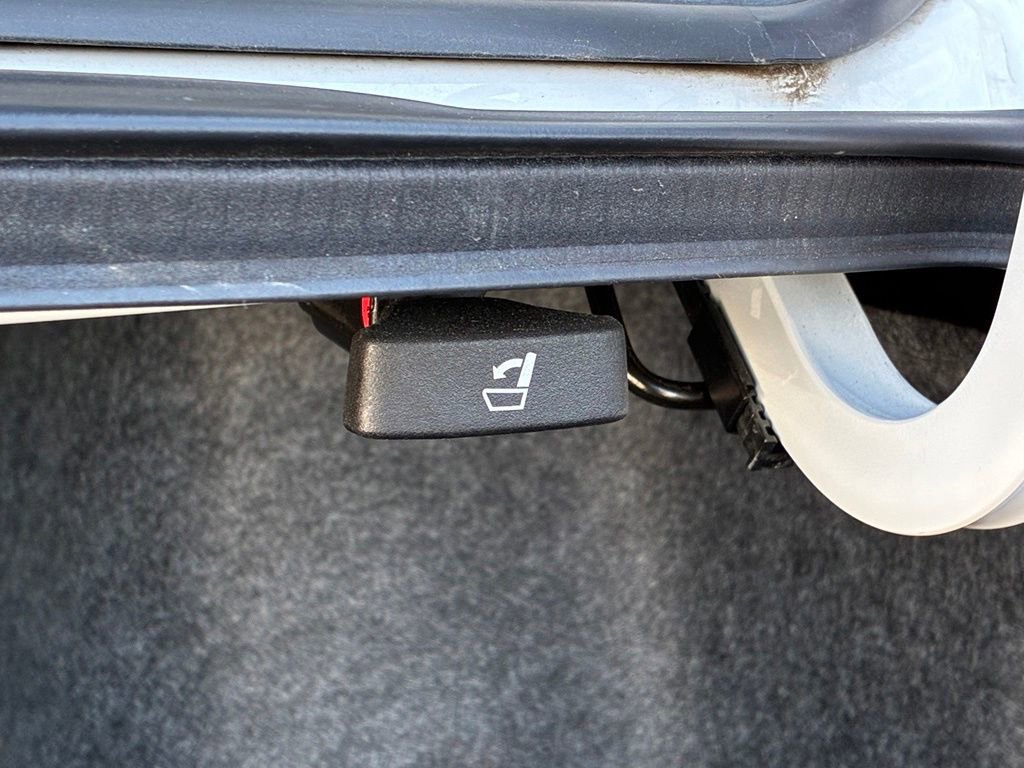 Used 2022 Honda Accord EX-L image 56