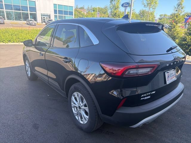 Certified 2023 Ford Escape Active AWD/4WD image 4