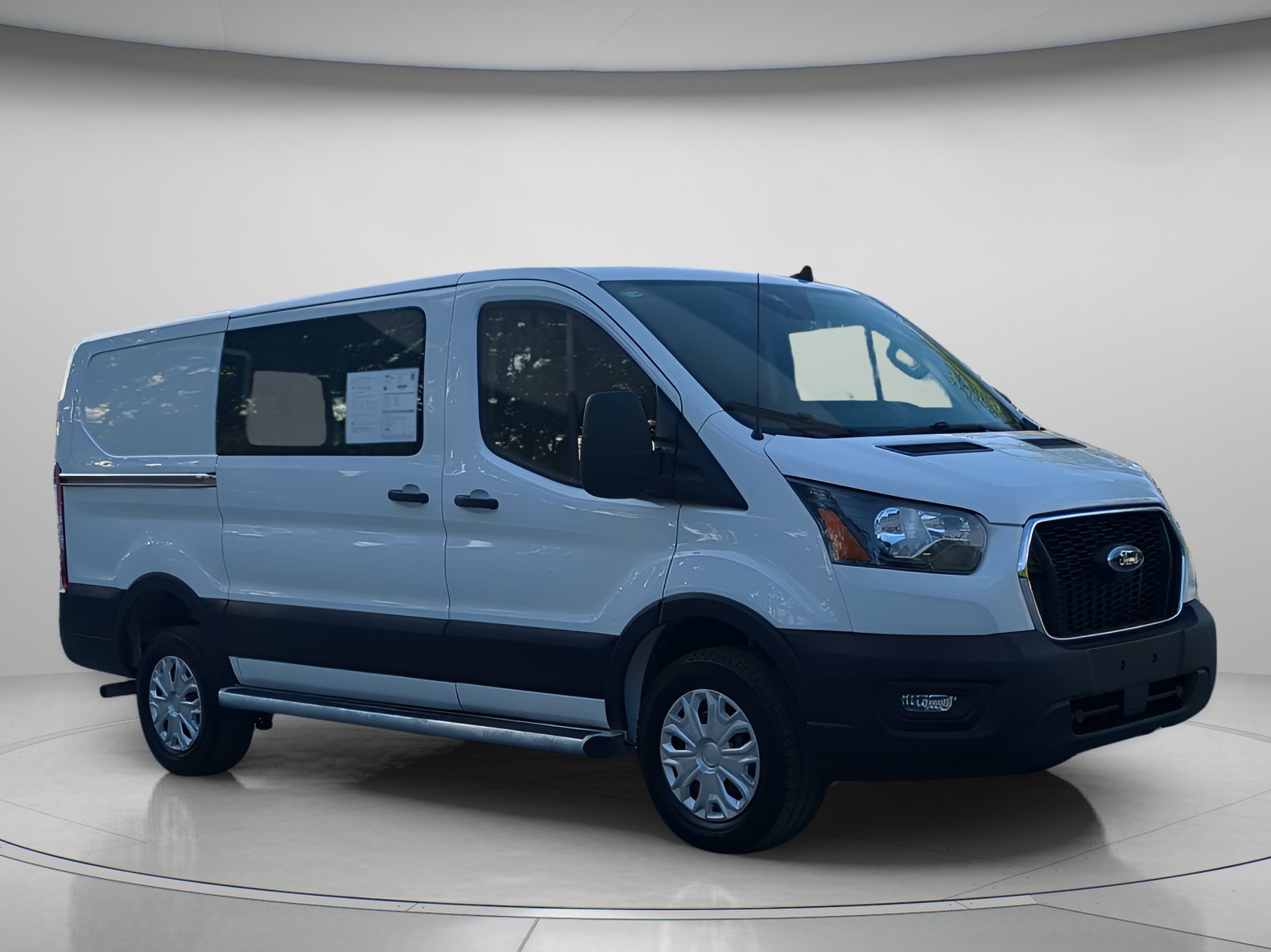 Certified 2025 Ford Transit 250 Low Roof w/ Exterior Upgrade Package RWD image 38