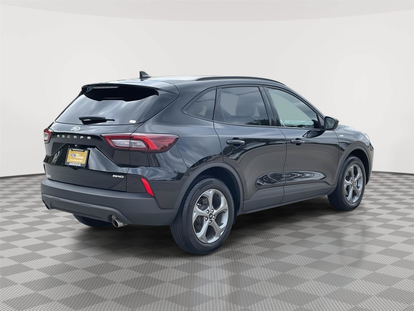 Certified 2025 Ford Escape ST-Line Select AWD/4WD image 7