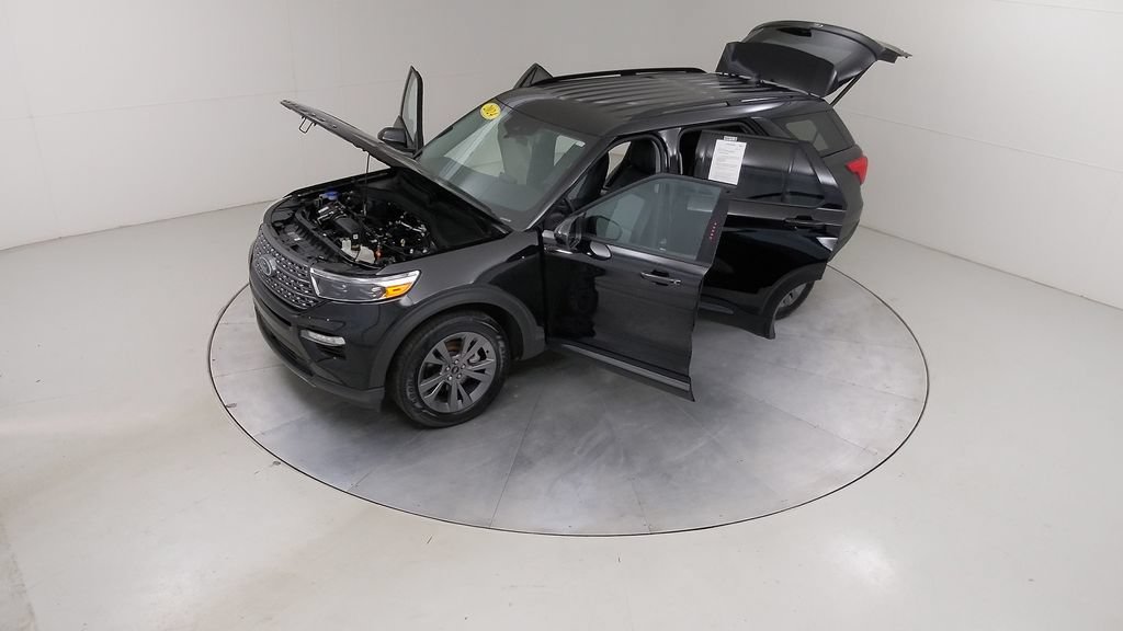 Certified 2024 Ford Explorer XLT w/ Equipment Group 202A AWD/4WD image 56