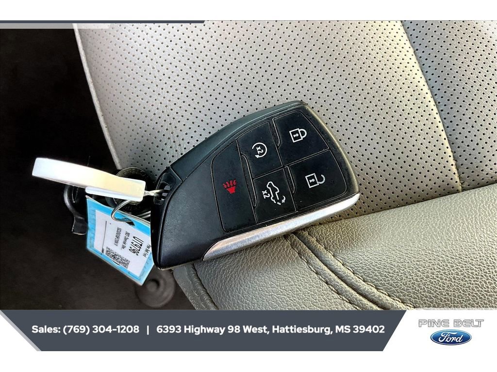 Used 2023 Chevrolet Silverado 1500 LTZ w/ Technology Package image 11