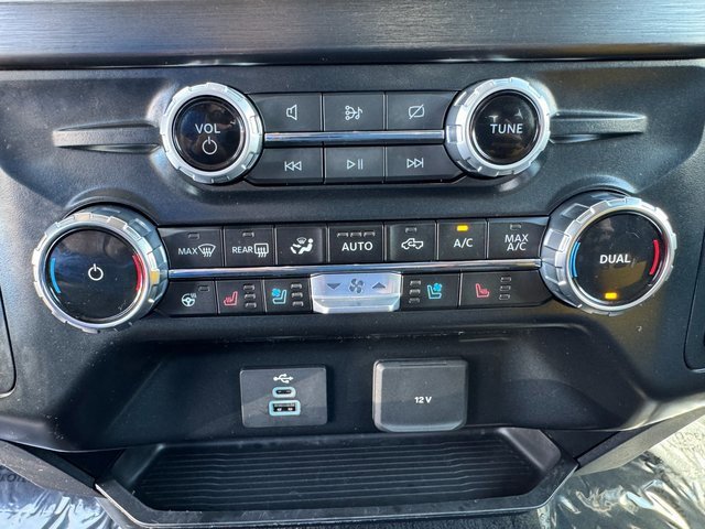Certified 2024 Ford F250 Lariat w/ Sport Appearance Package image 31