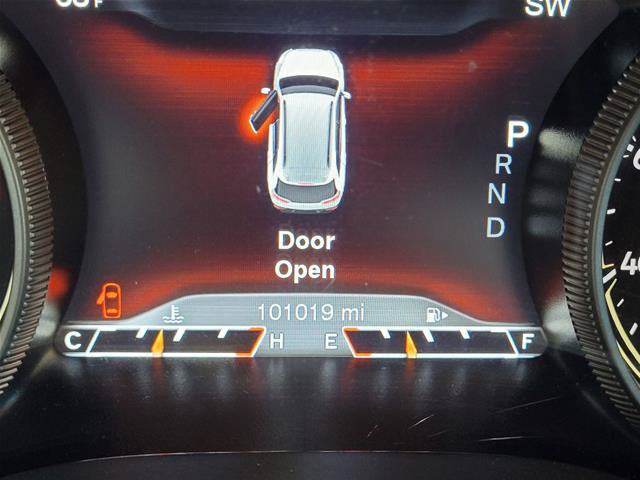 Used 2018 Jeep Cherokee Trailhawk w/ Comfort/Convenience Group AWD/4WD image 28