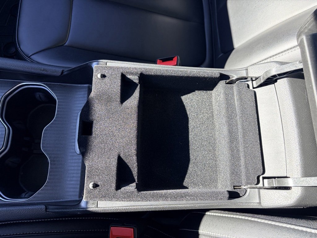 Used 2024 Jeep Grand Cherokee L Limited w/ MOPAR Finishing Package image 16