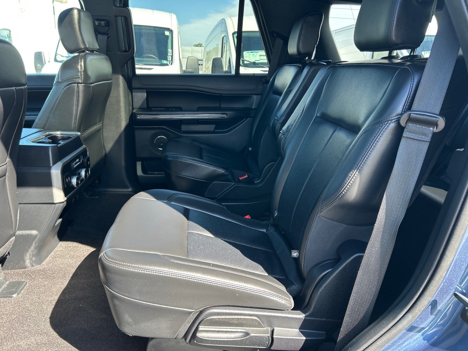 Certified 2020 Ford Expedition XLT w/ Equipment Group 202A AWD/4WD image 11