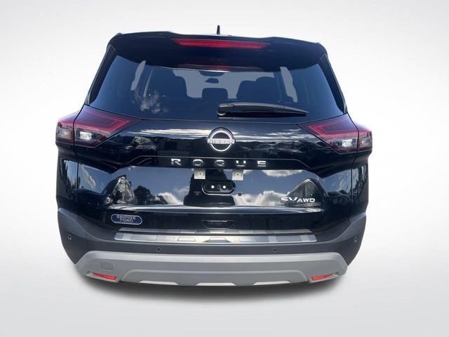 Used 2023 Nissan Rogue SV image 4