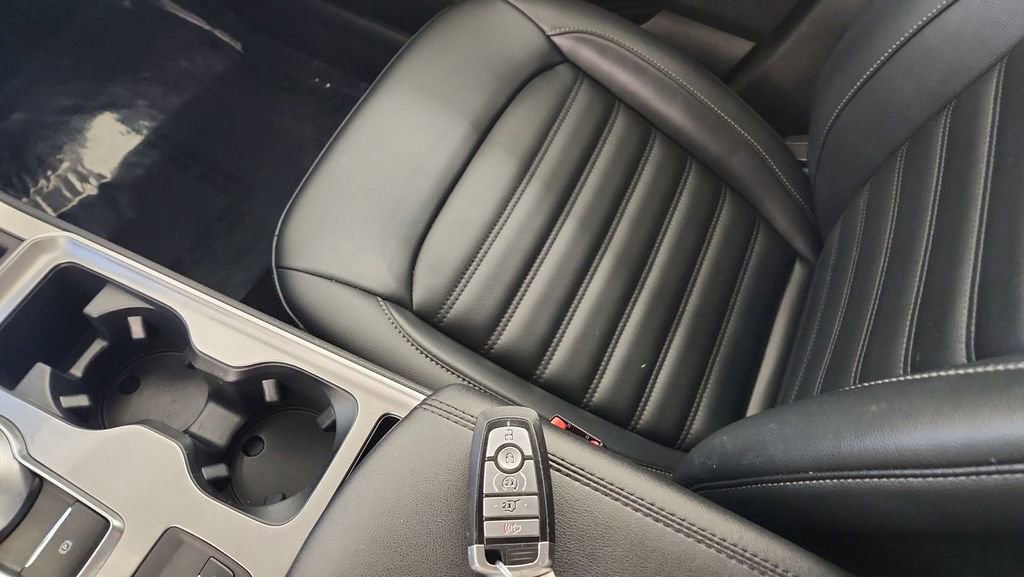 Certified 2023 Ford Edge SEL w/ Convenience Package image 19