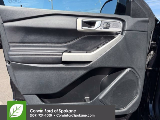 Certified 2022 Ford Explorer Limited w/ Class IV Trailer Tow Package AWD/4WD image 22