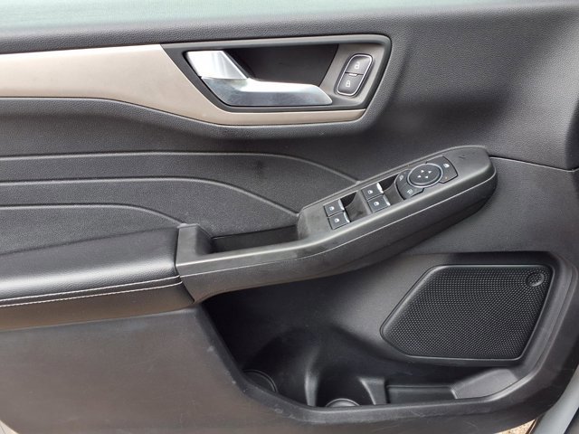 Certified 2021 Ford Escape SE AWD/4WD image 17