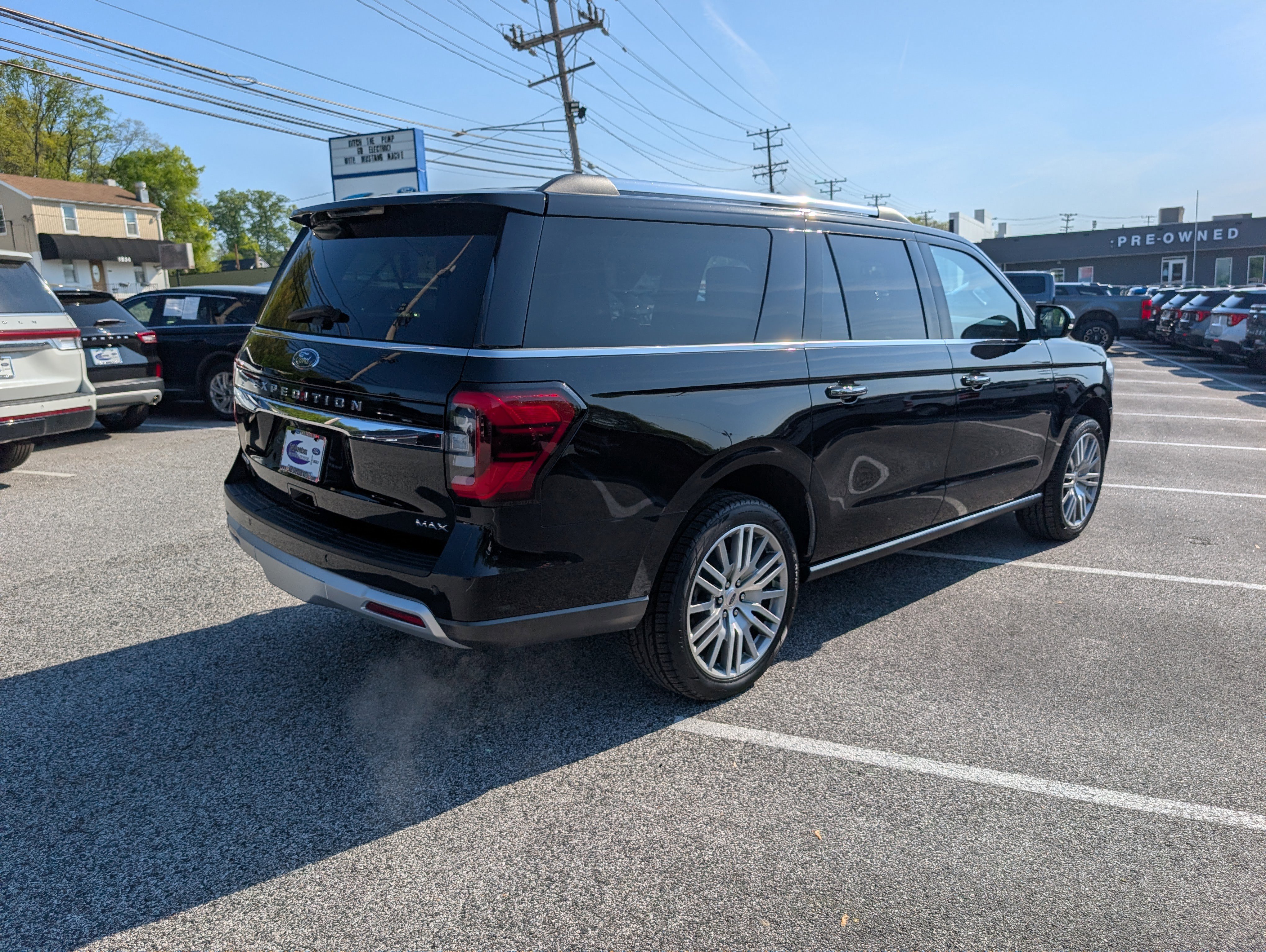 Certified 2022 Ford Expedition Max Limited AWD/4WD image 7