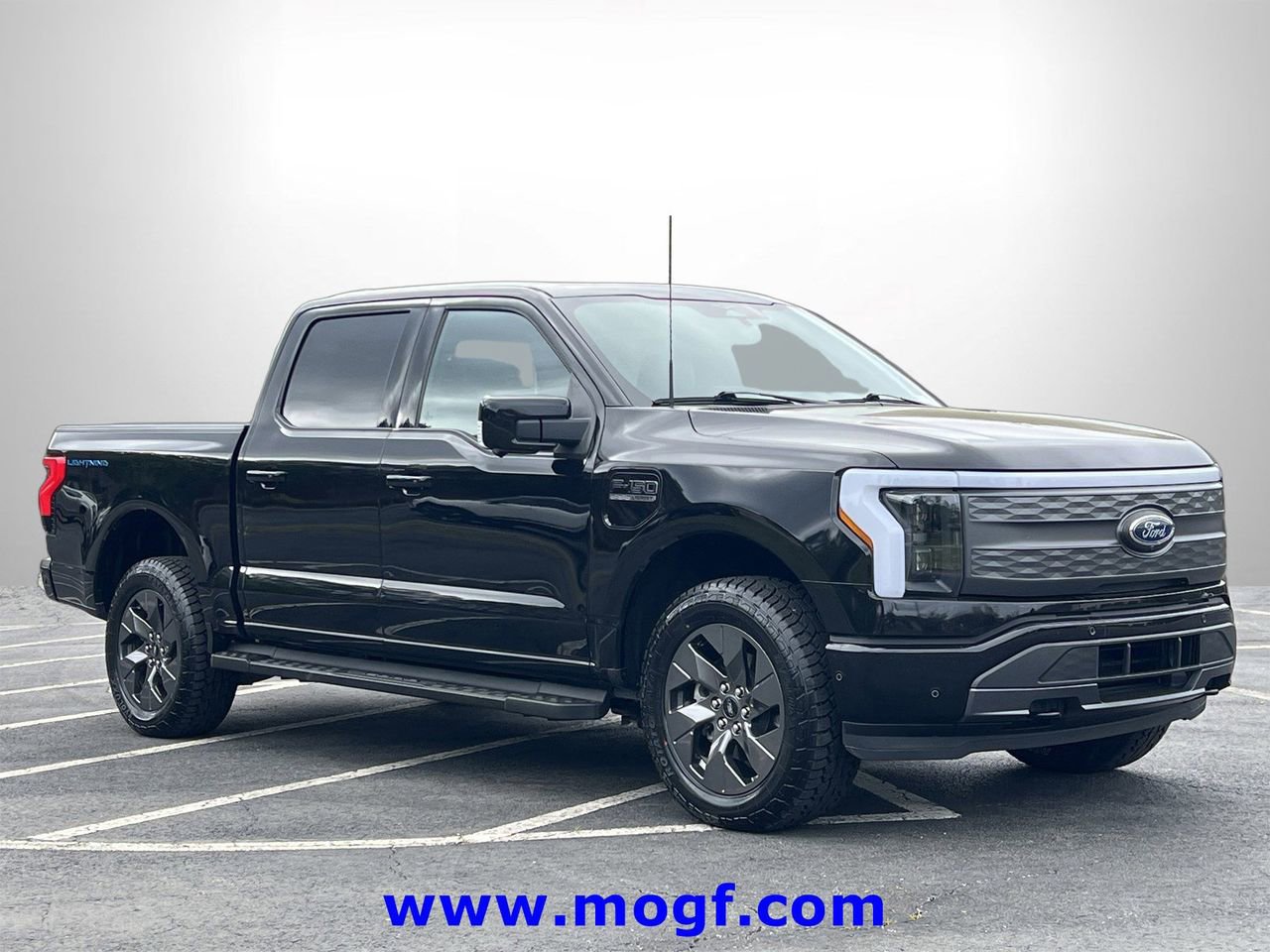 Certified 2023 Ford F150 Lightning Lariat w/ Equipment Group 511A High video 2