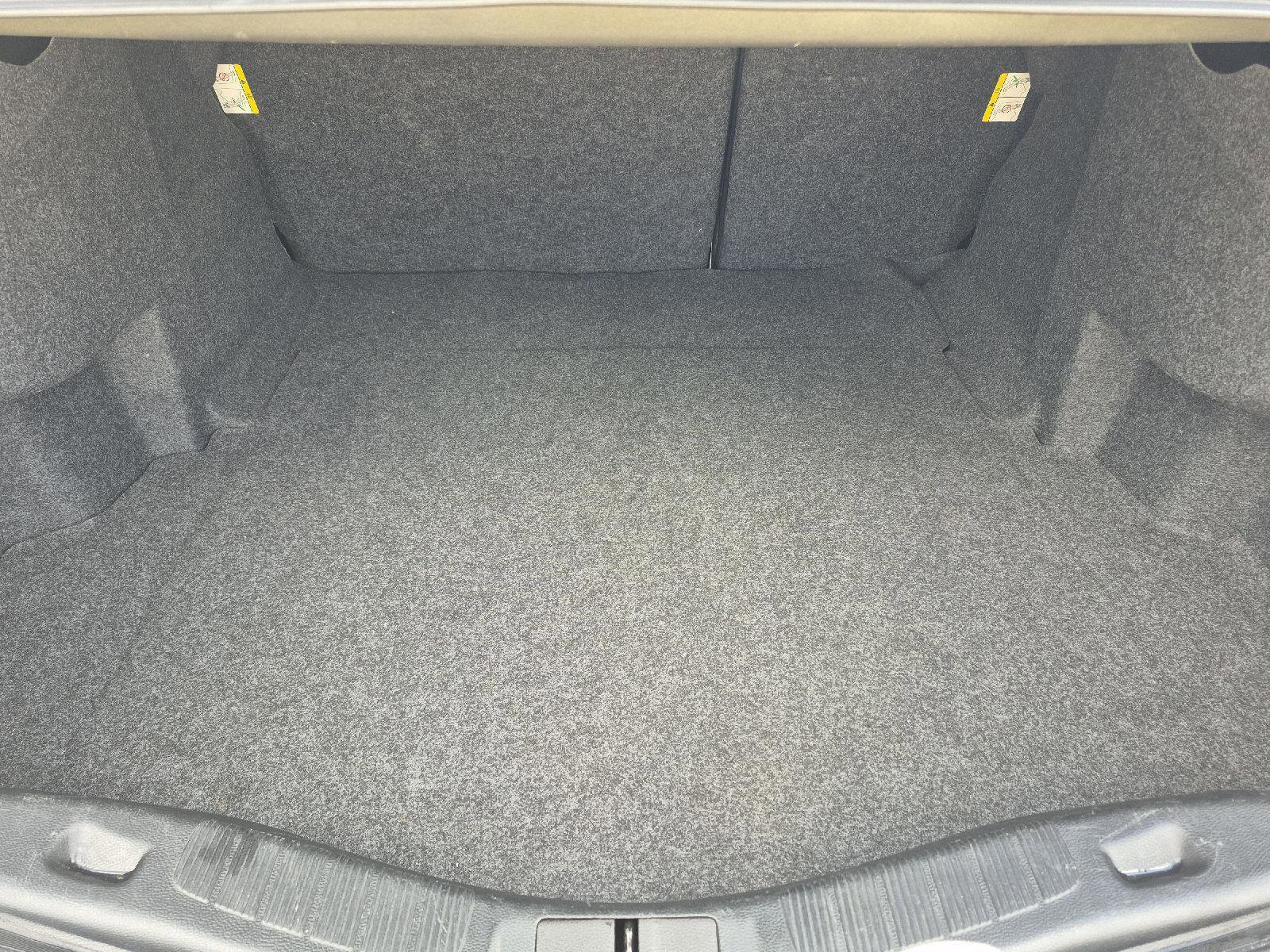 Certified 2020 Ford Fusion SE image 9