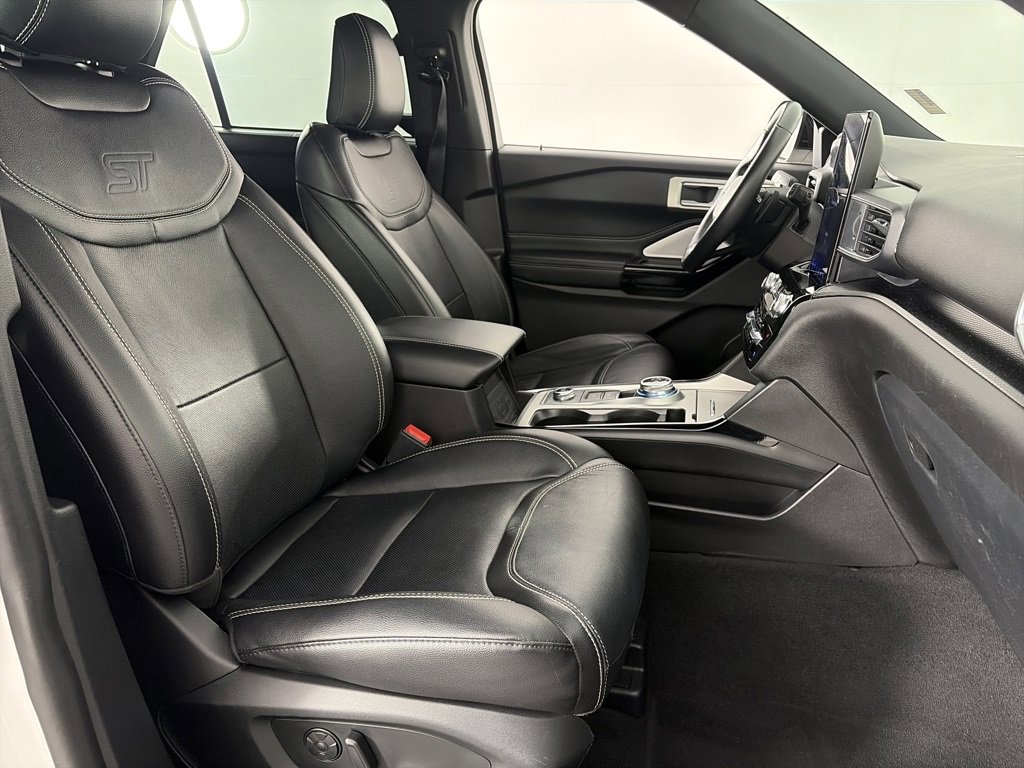 Certified 2023 Ford Explorer ST w/ Equipment Group 401A image 32