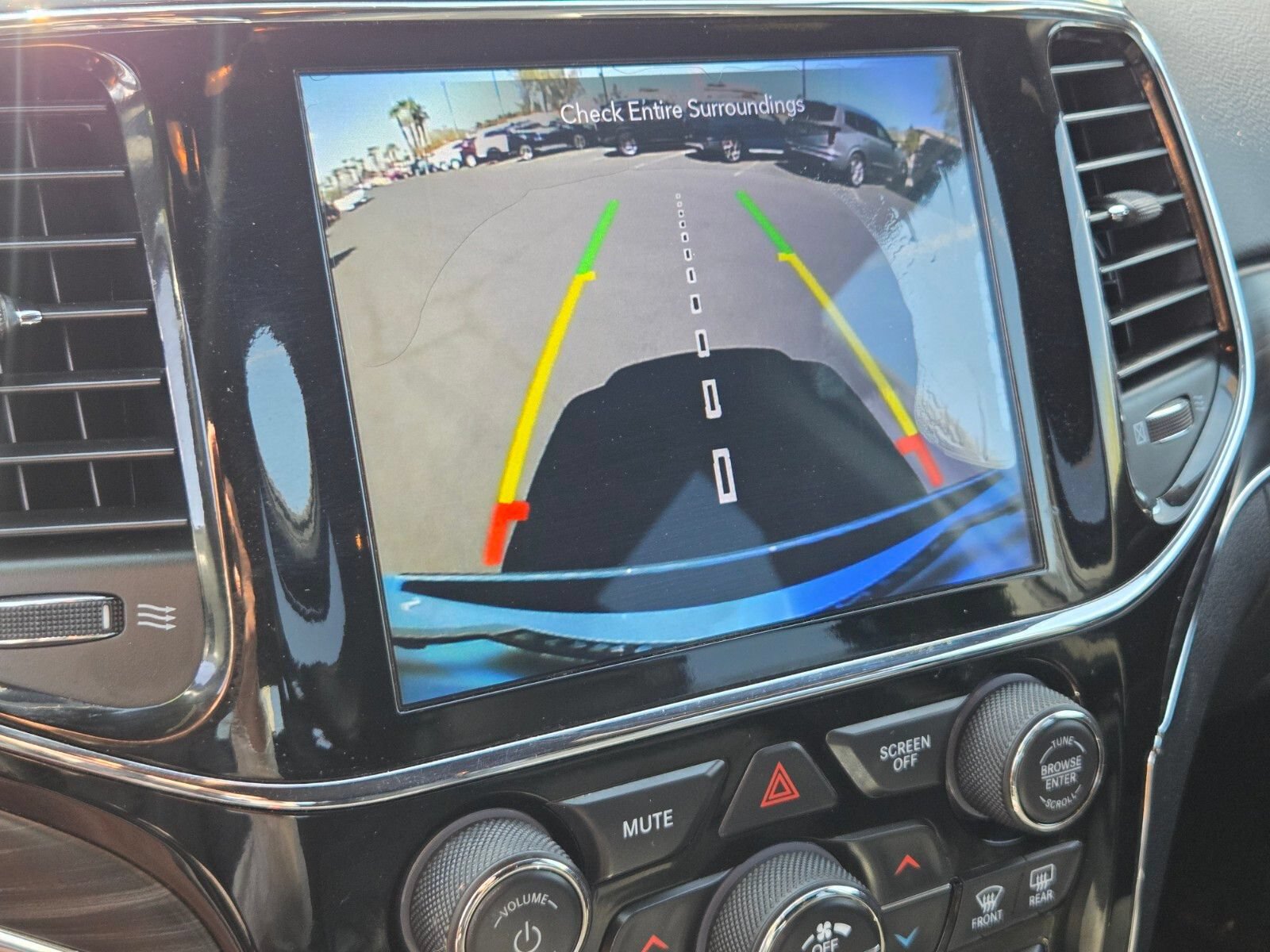 Used 2019 Jeep Grand Cherokee Limited RWD image 21