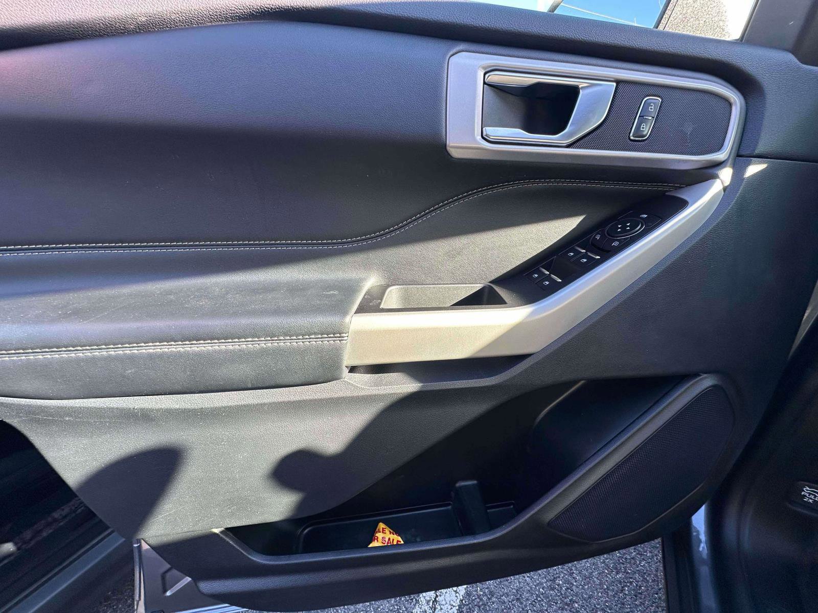 Certified 2022 Ford Explorer XLT w/ Equipment Group 202A image 20