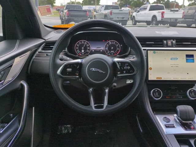 Used 2024 Jaguar F-PACE R-Dynamic S AWD/4WD image 15