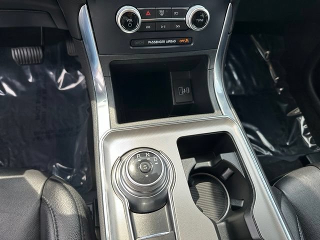Certified 2022 Ford Edge Titanium AWD/4WD image 35