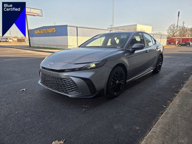 Used 2025 Toyota Camry SE