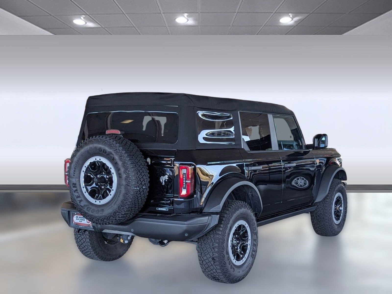 Certified 2023 Ford Bronco Badlands w/ Sasquatch Package image 5