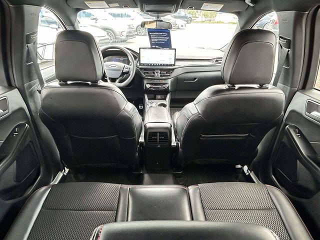 Certified 2024 Ford Escape ST-Line w/ Tech Pack #1 AWD/4WD image 11