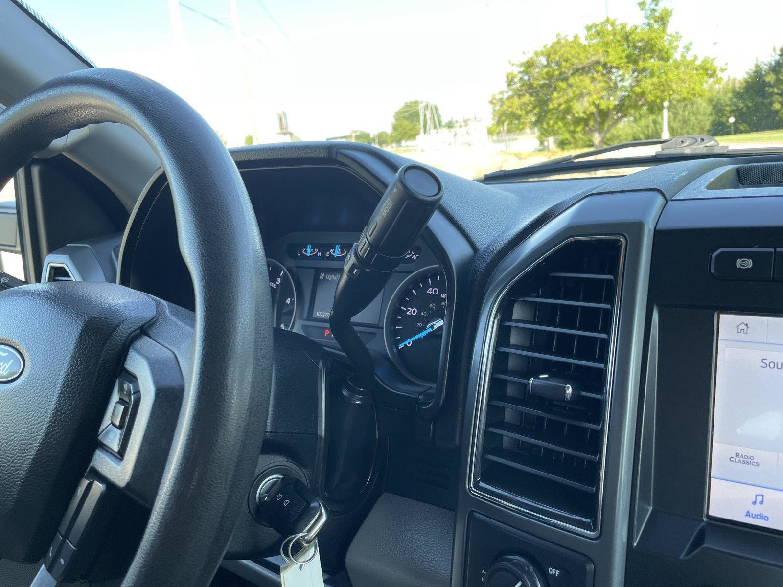 Certified 2020 Ford F250 XLT w/ XLT Value Package RWD image 29