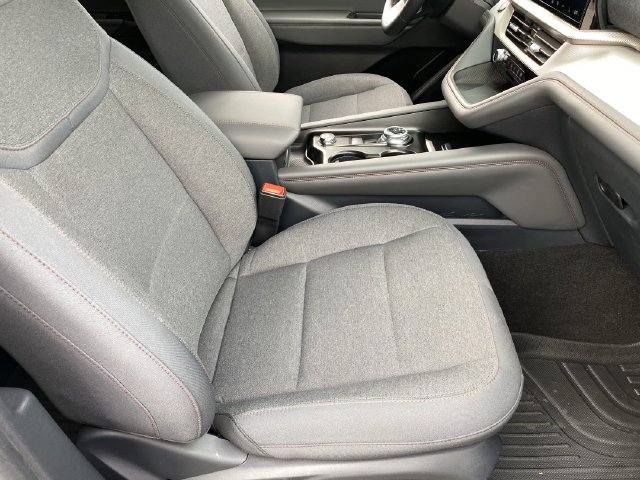 Certified 2025 Ford Explorer Active AWD/4WD image 14
