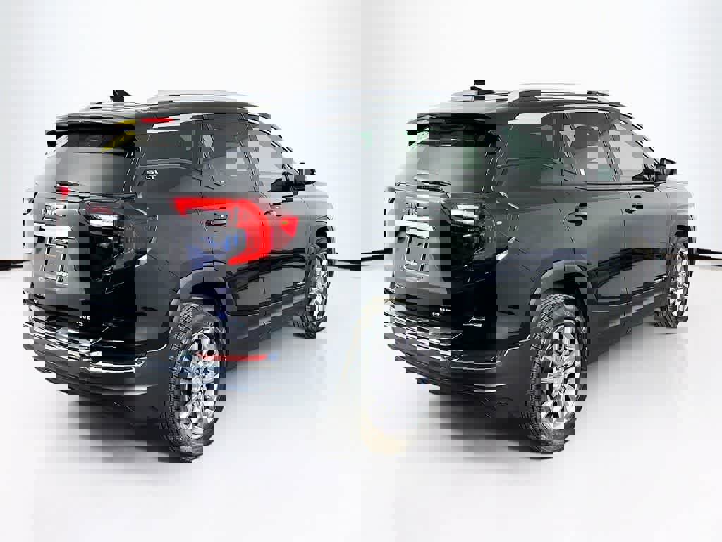 Used 2023 GMC Terrain SLT image 23