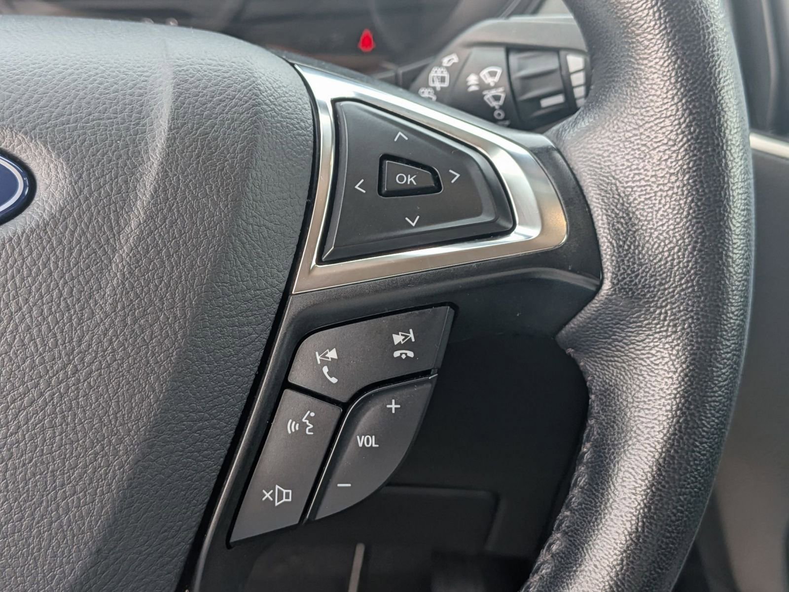 Certified 2024 Ford Edge SEL AWD/4WD image 20