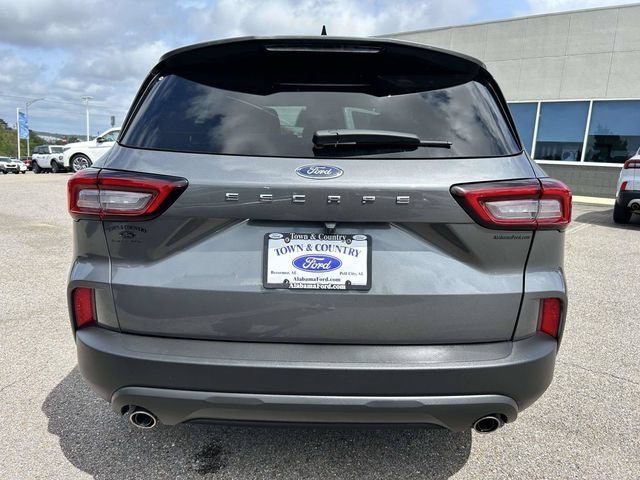 Certified 2025 Ford Escape ST-Line FWD image 4