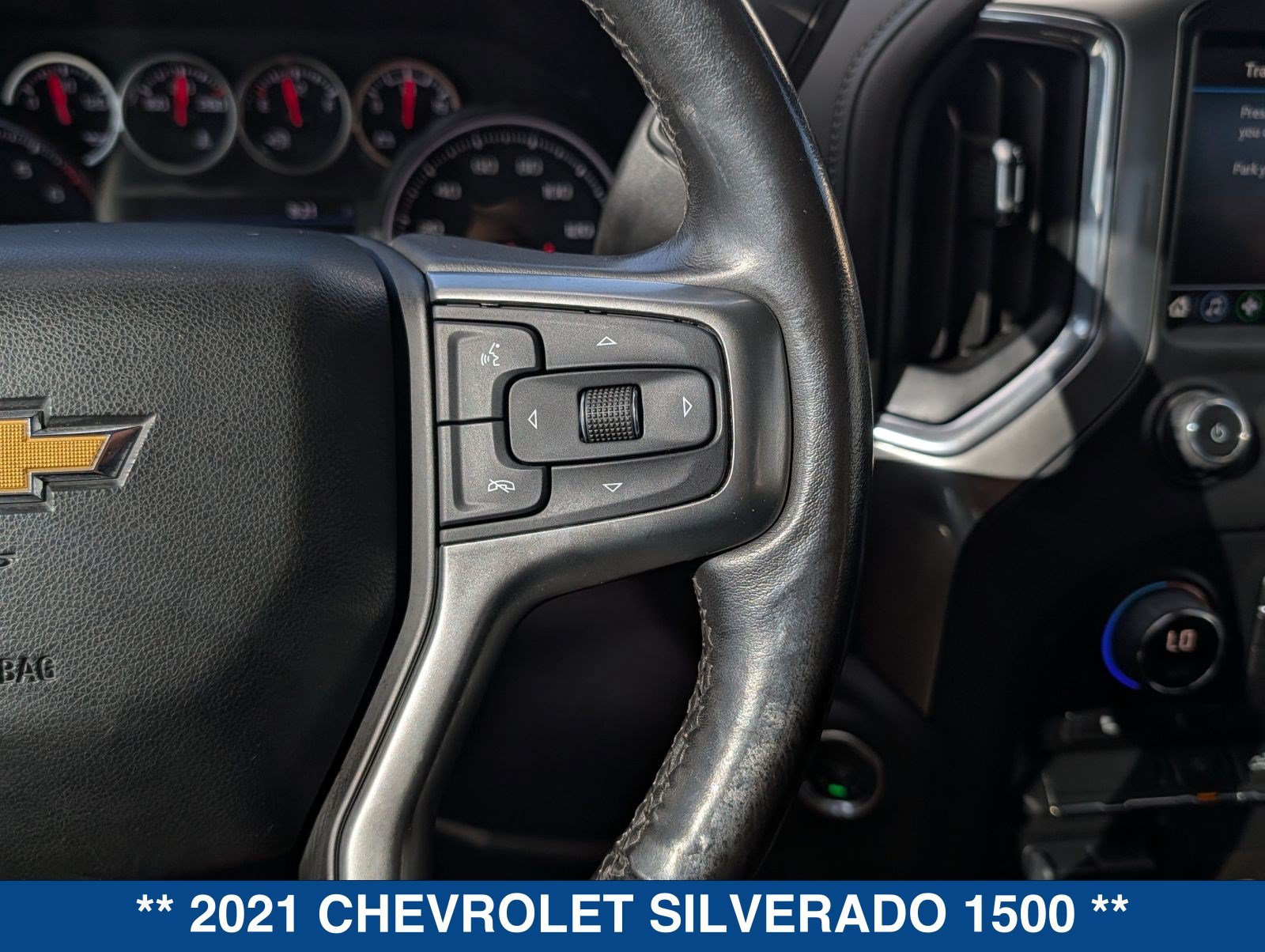 Used 2021 Chevrolet Silverado 1500 LT AWD/4WD image 26