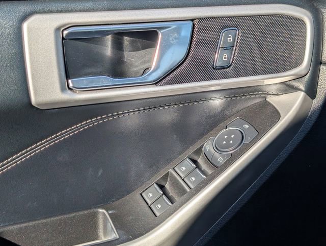 Certified 2022 Ford Explorer XLT w/ Equipment Group 202A image 21