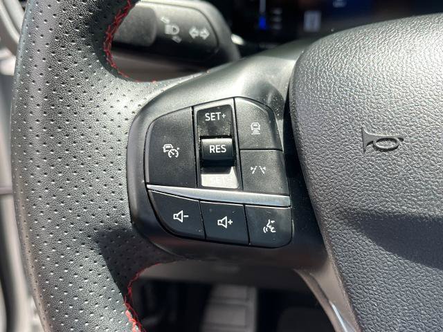Certified 2024 Ford Escape ST-Line w/ Tech Pack #1 AWD/4WD image 15