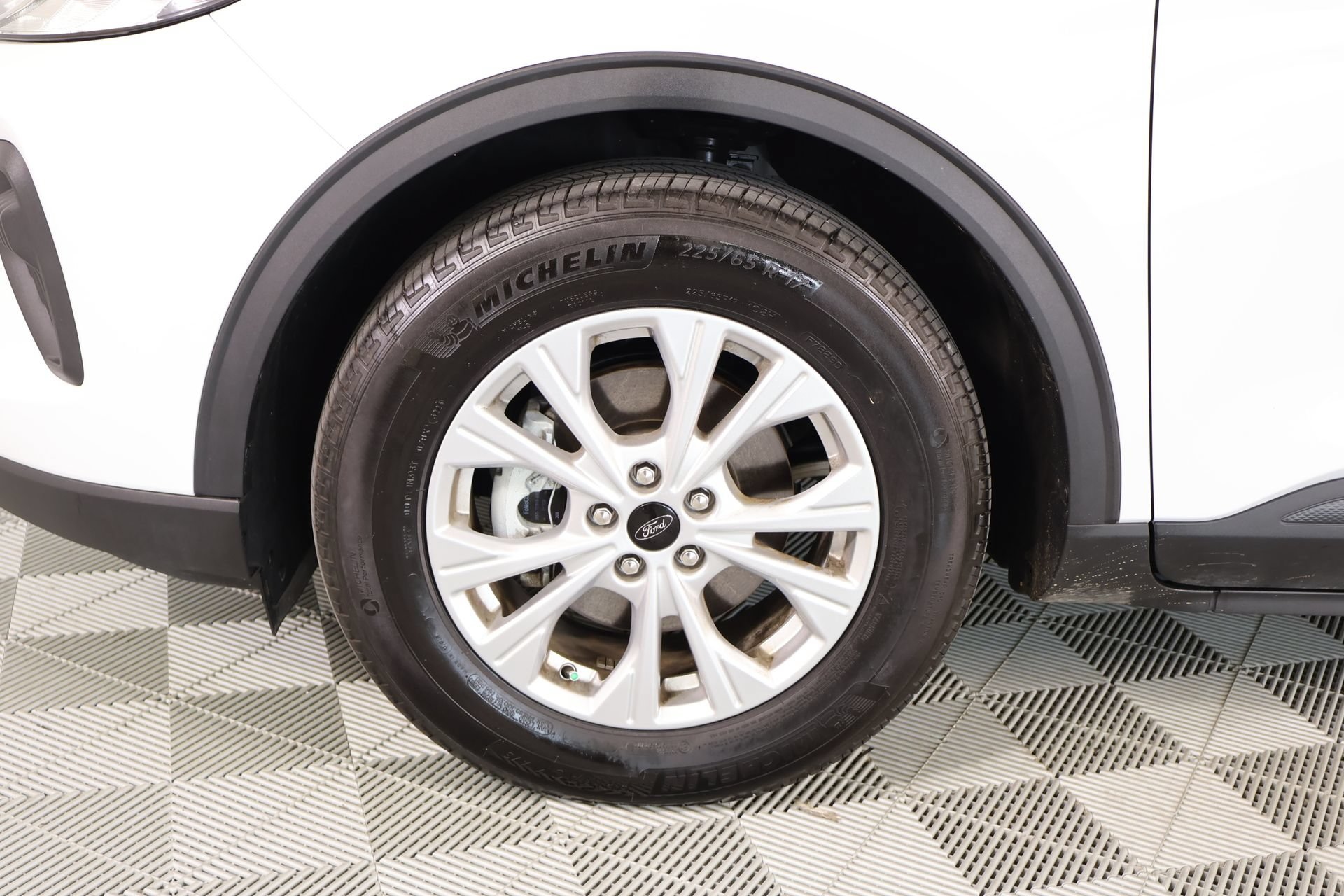 Certified 2025 Ford Escape Active FWD image 16