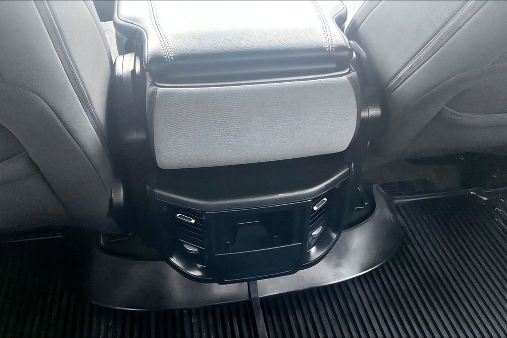Used 2024 RAM 1500 Big Horn AWD/4WD image 33