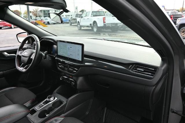 Certified 2024 Ford Escape ST-Line w/ Tech Pack #1 AWD/4WD image 22