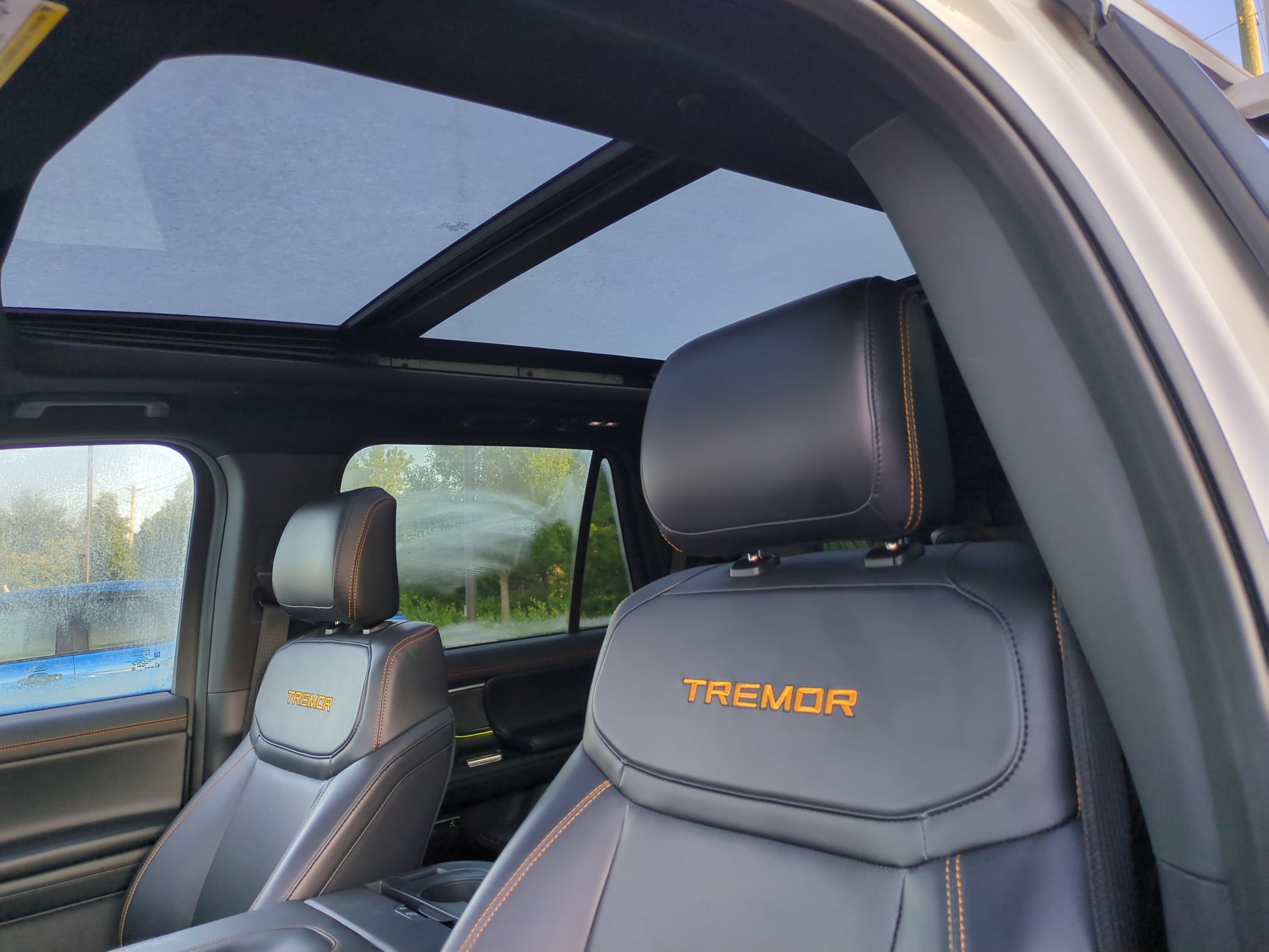 Certified 2025 Ford Expedition Tremor AWD/4WD image 28