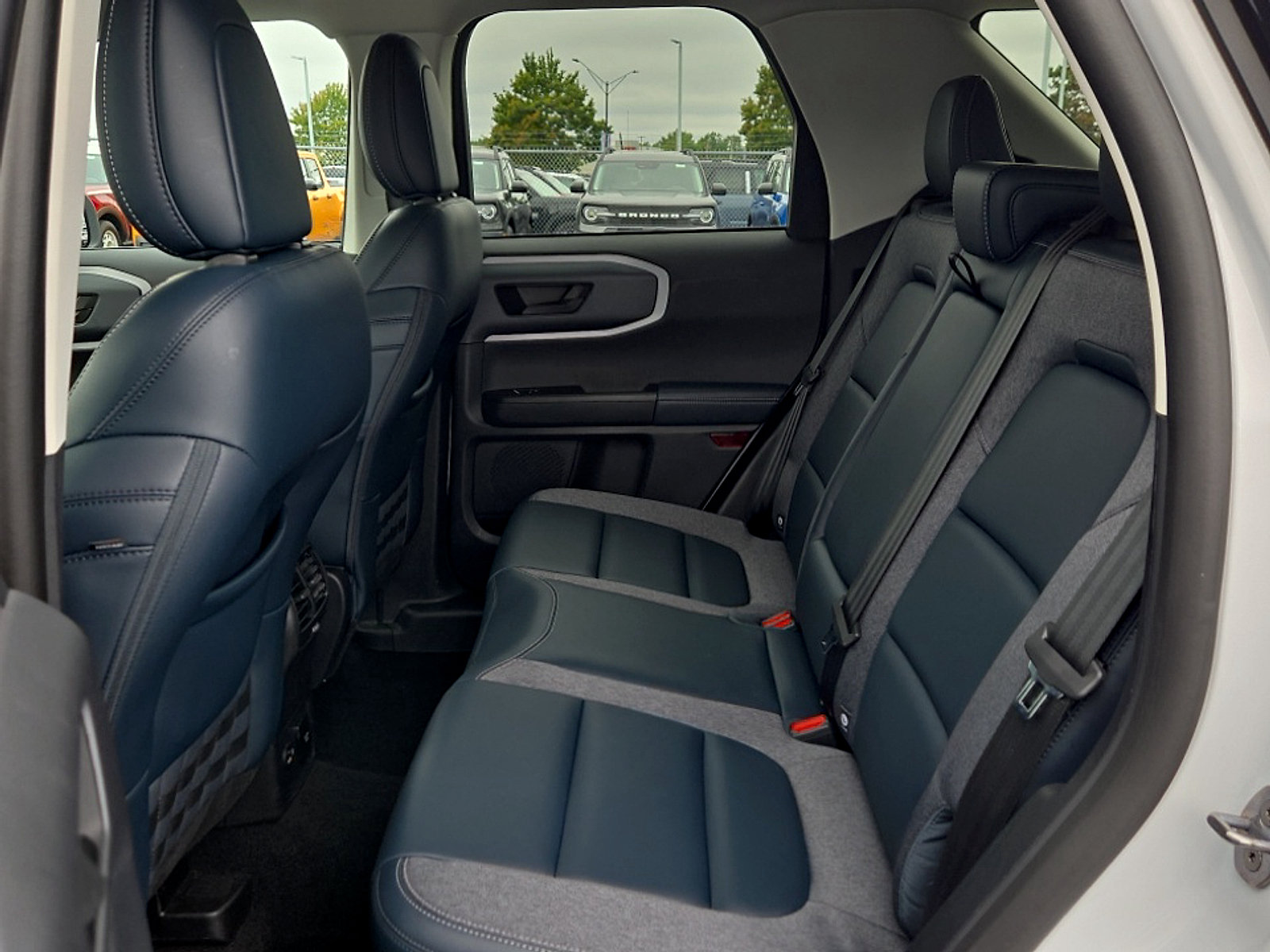 Certified 2024 Ford Bronco Sport Outer Banks AWD/4WD image 21