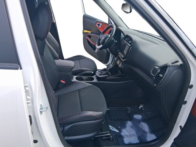 Used 2025 Kia Soul GT-Line FWD image 17