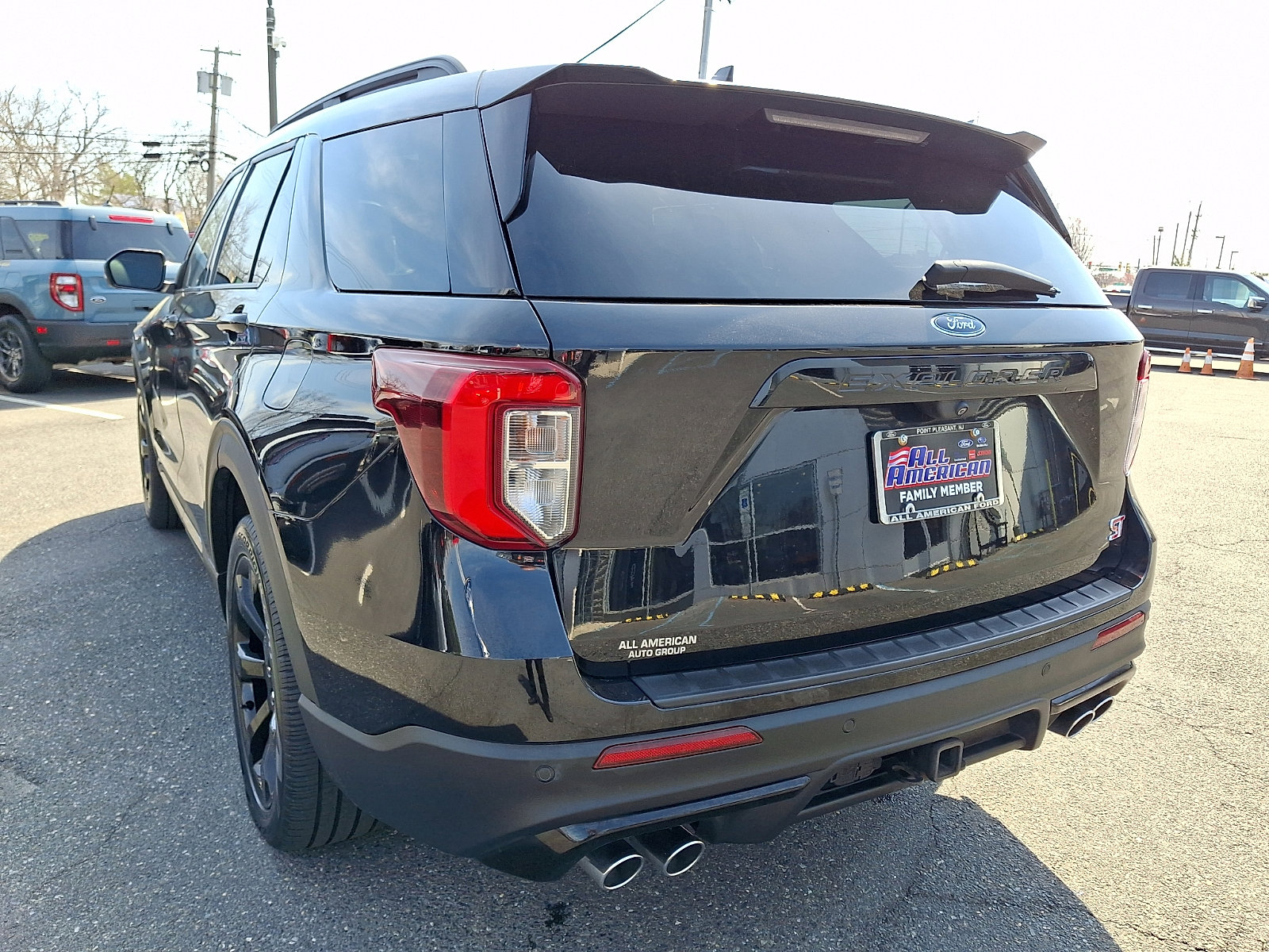 Certified 2023 Ford Explorer ST w/ Equipment Group 401A AWD/4WD image 8