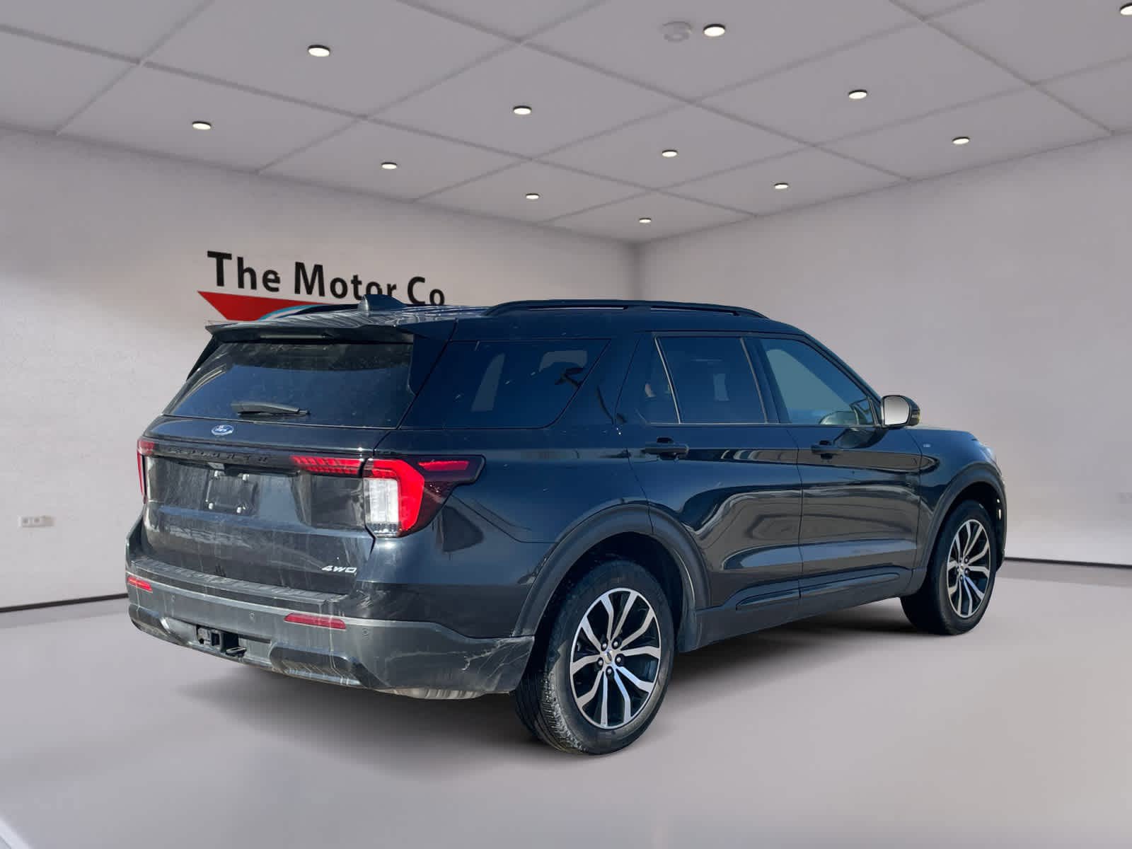 Certified 2025 Ford Explorer ST-Line AWD/4WD image 5