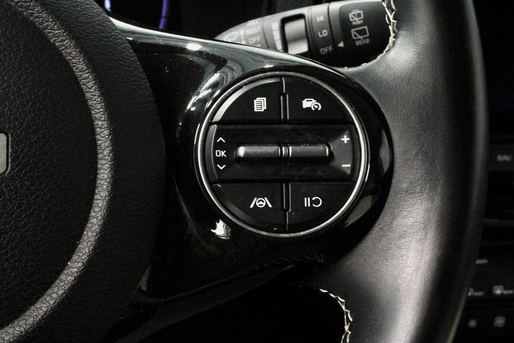 Used 2024 Kia Soul GT-Line FWD image 27