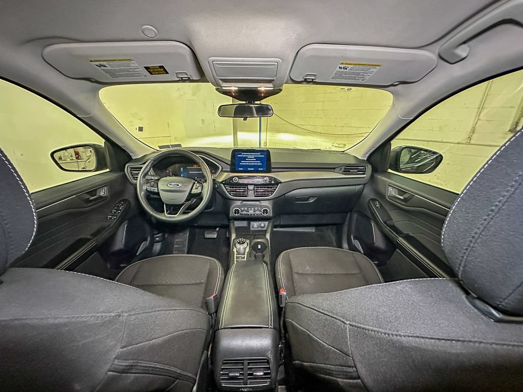 Certified 2024 Ford Escape Active AWD/4WD image 29