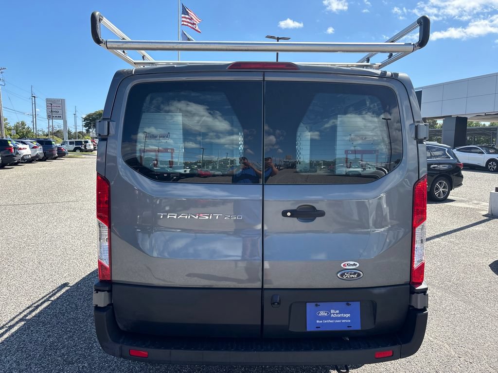 Certified 2021 Ford Transit 250 Low Roof RWD image 24