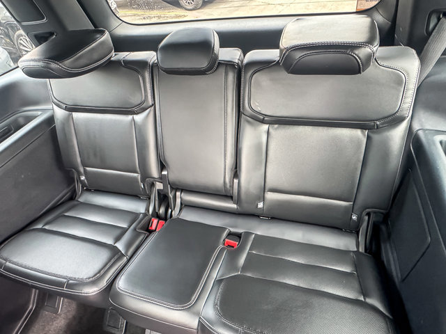 Certified 2025 Ford Expedition Platinum w/ Stealth Appearance Package image 15